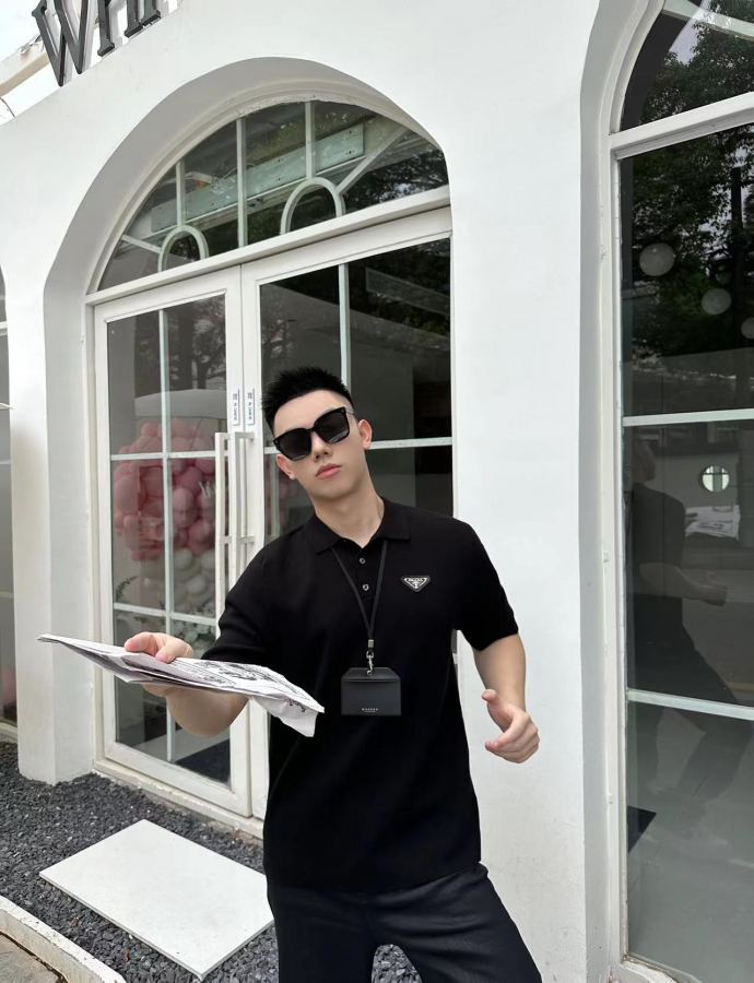 1:1 Replica Prada men PRADAPRADAPRD Polo — AAA Quality Replica — photo 2