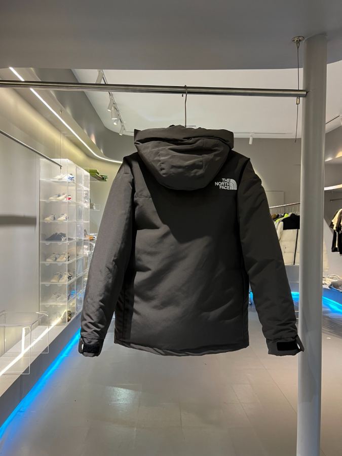 1:1 Replica The North Face Down Jackets Black — Premium Replica — photo 2