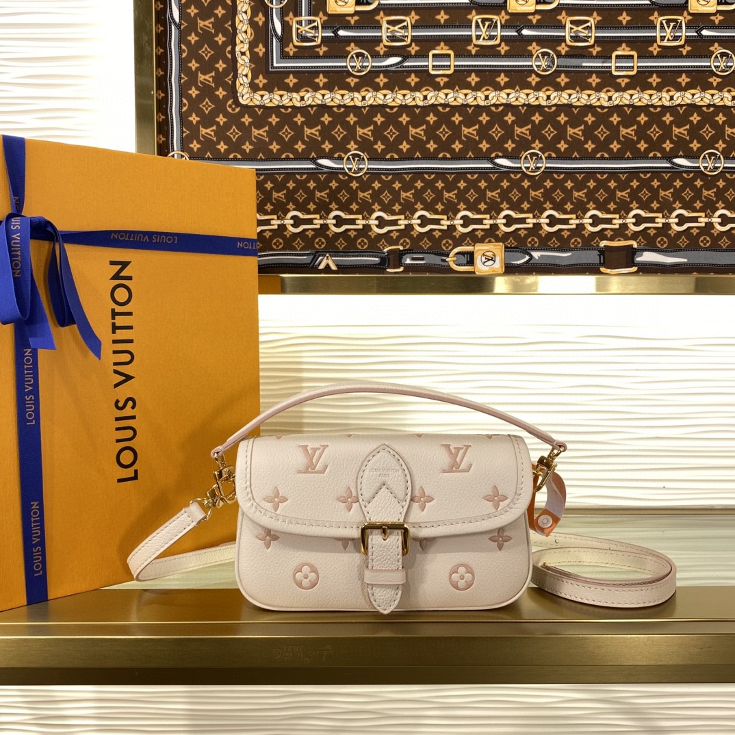 1:1 Replica LV bag 853 M13642 Monogram — 1:1 Replica
