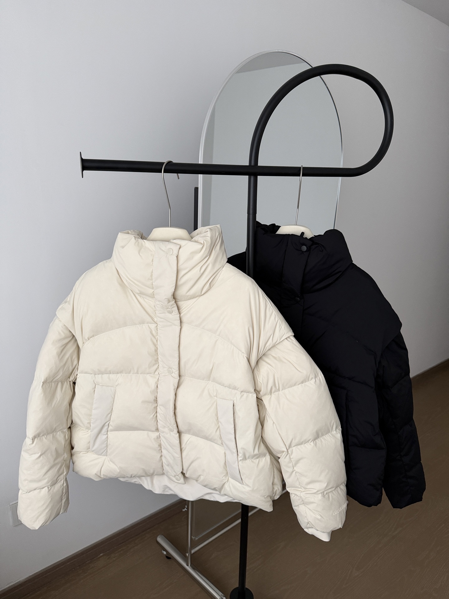 1:1 Replica Lulu Jacket Sleeves are removable — Premium Replica