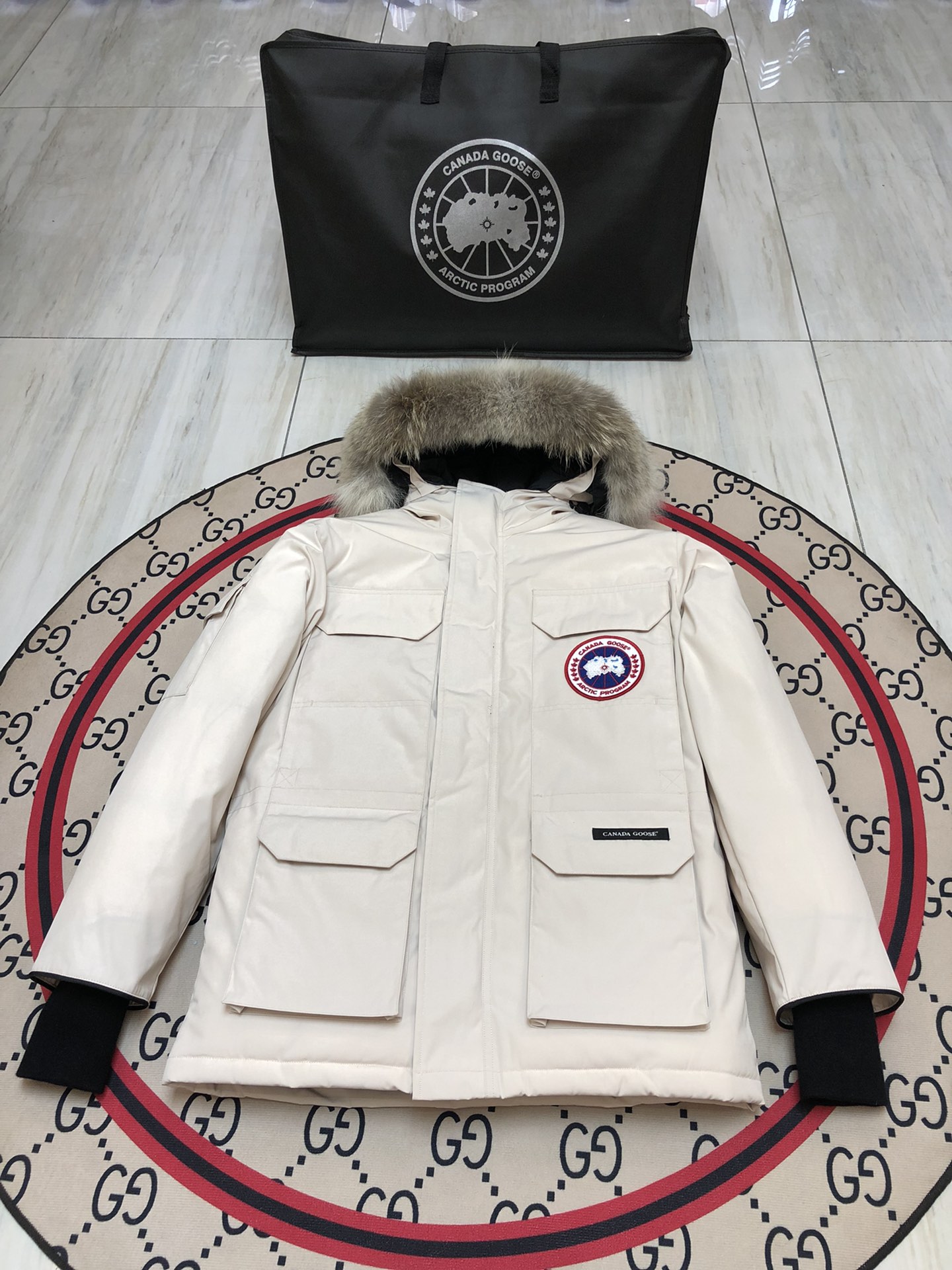 1:1 Replica GOOSE down jacket 𝐂𝐚𝐧𝐚𝐝𝐚 𝐆**𝐬𝐞 /08 # # — 1:1 Replica