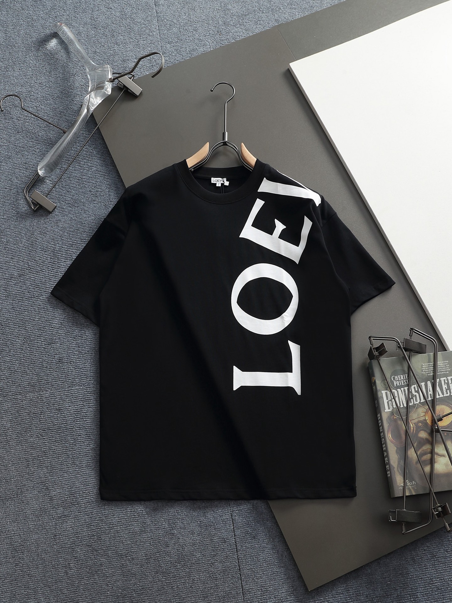 1:1 Replica Loewe men LOEW LOEWE LOGO — AAA Quality Replica