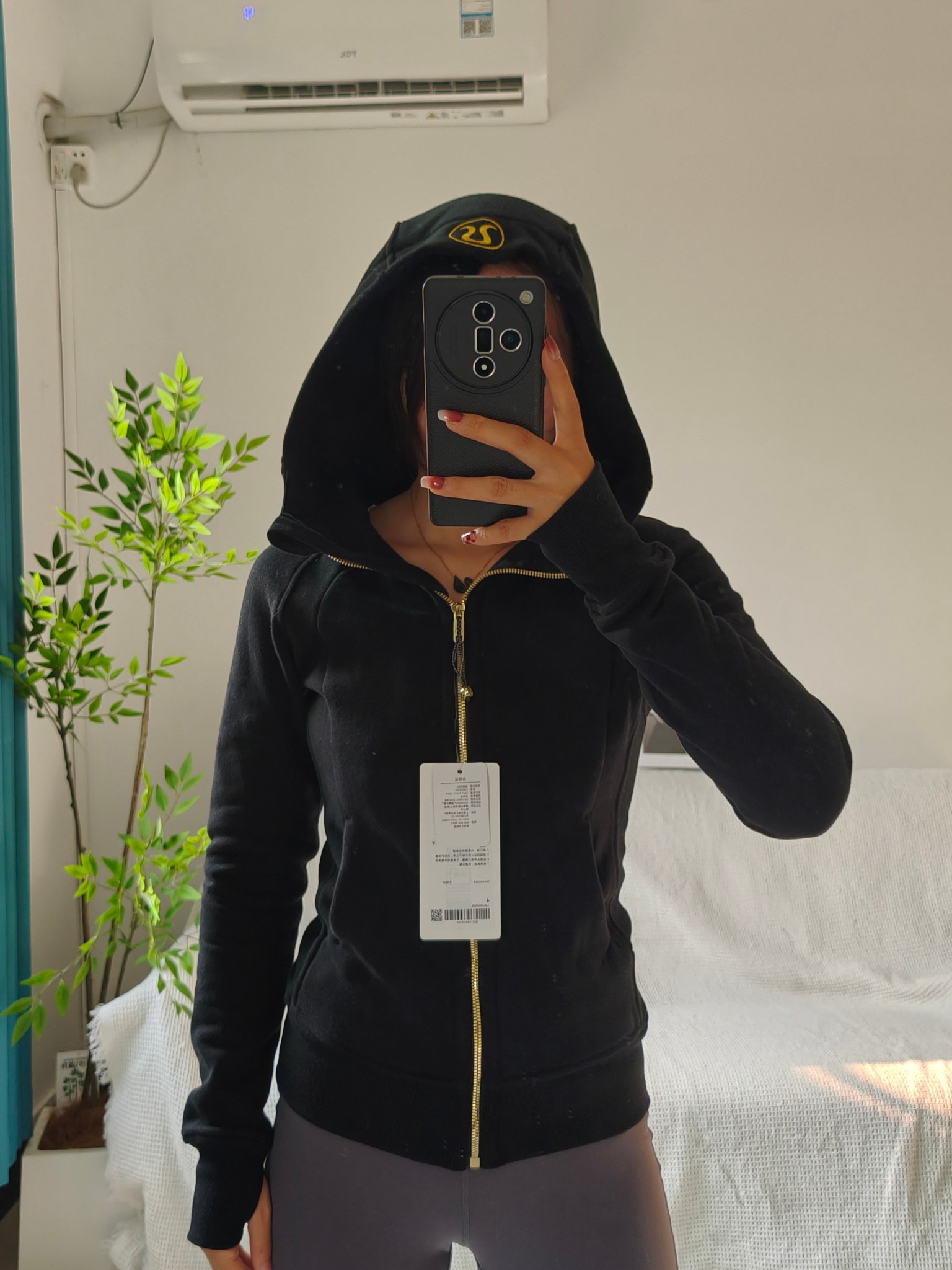 1:1 Replica Lulu Jacket black gold label — AAA Quality Replica