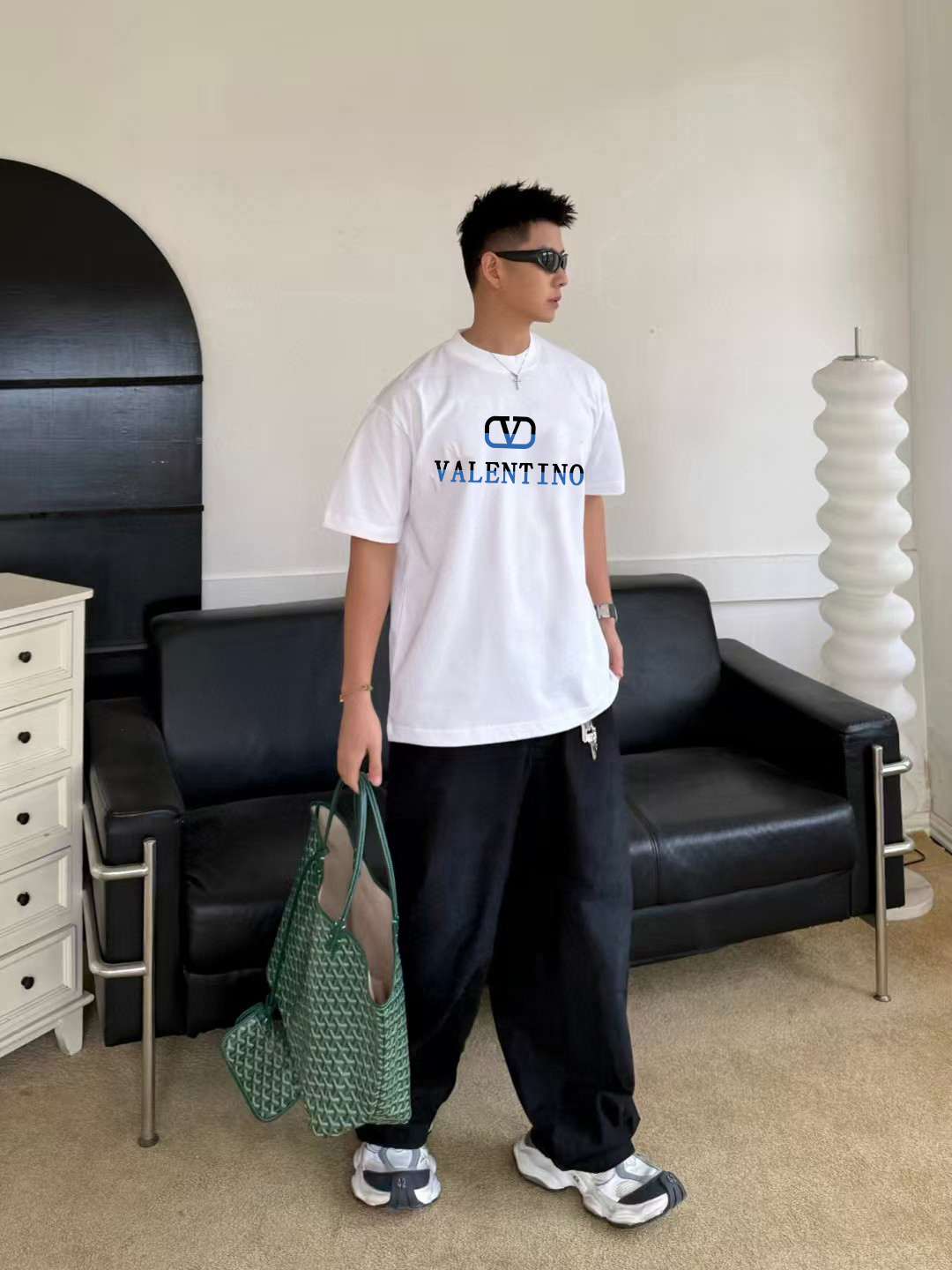 1:1 Replica Valentino men — Premium Replica