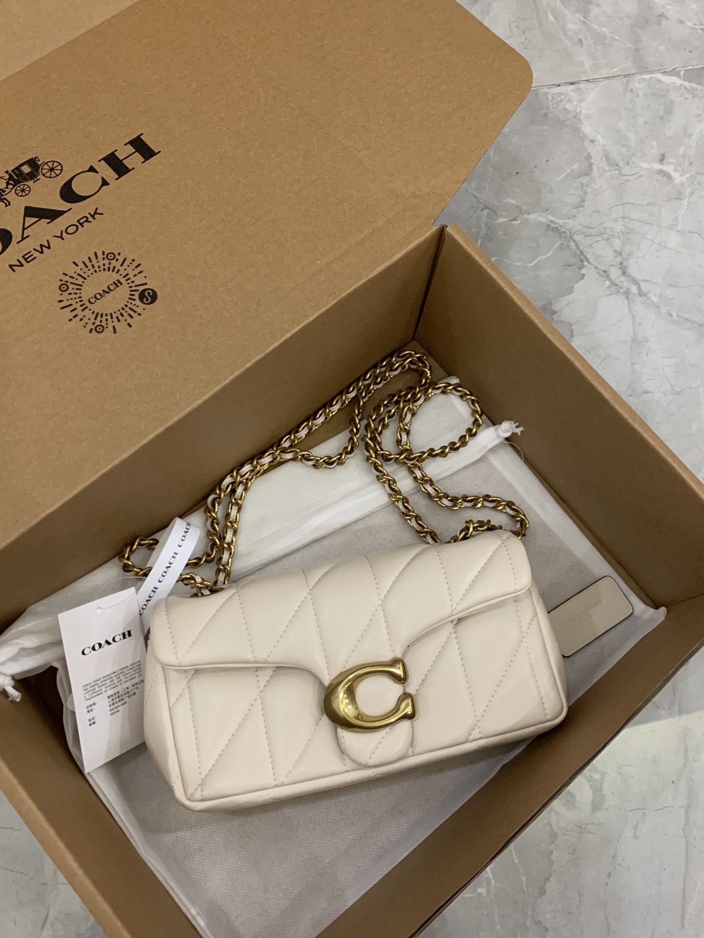 1:1 Replica COACH bag Coach’s hottest items — AAA Quality Replica