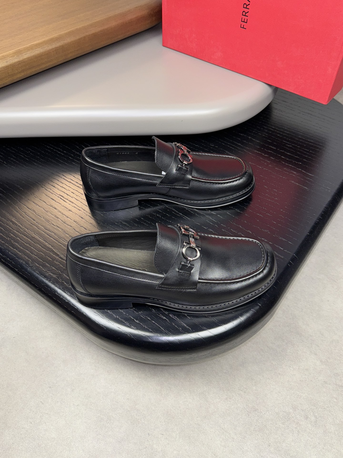 1:1 Replica Ferragamo shoe — 1:1 Replica