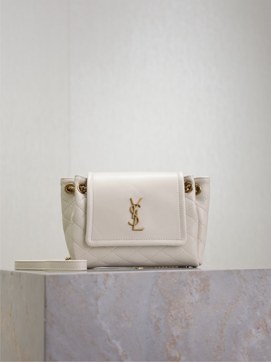 1:1 Replica YSL bag Mini Nolita — Premium Replica