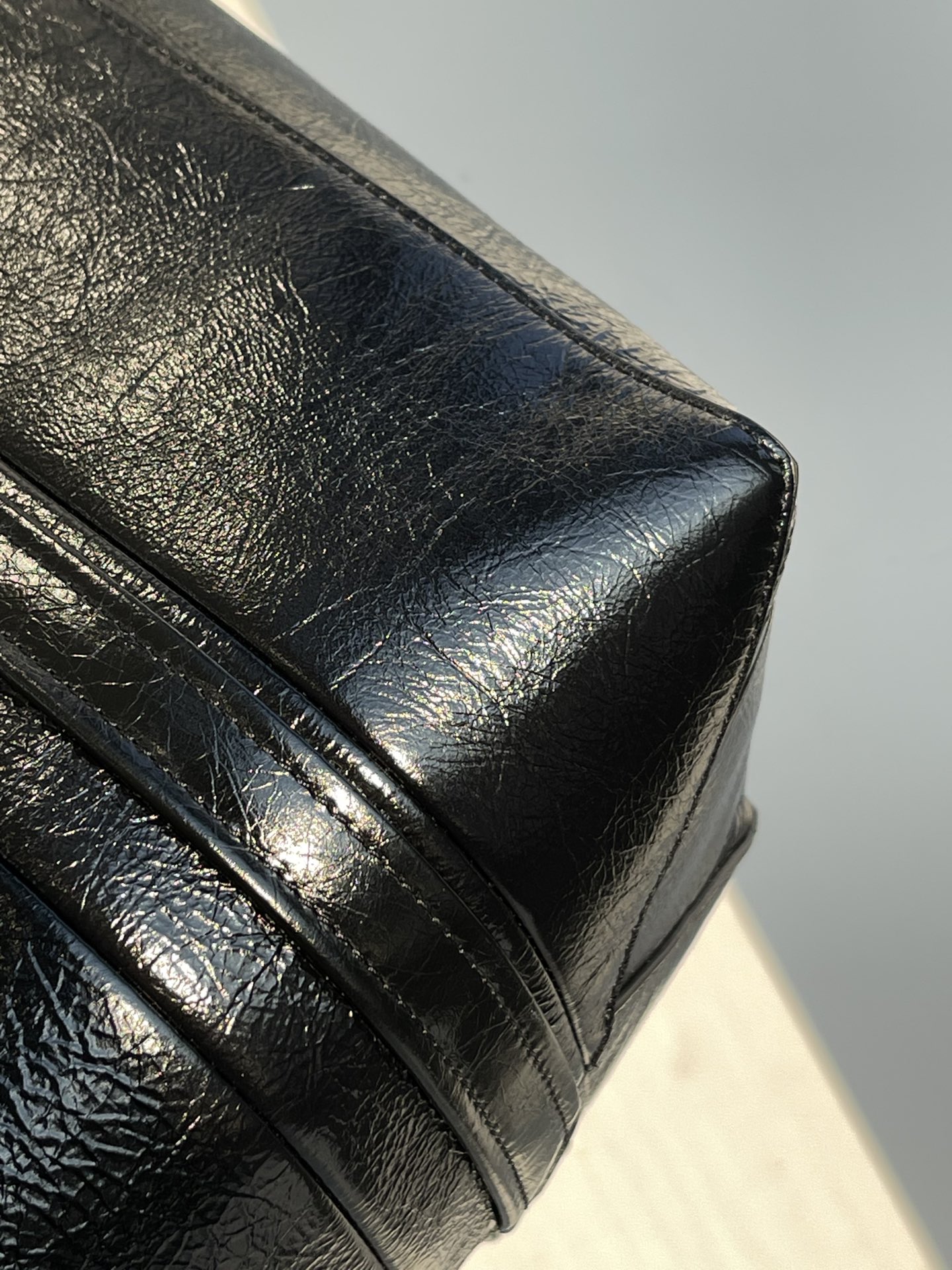 1:1 Replica Balenciaga bag B Black — Premium Replica