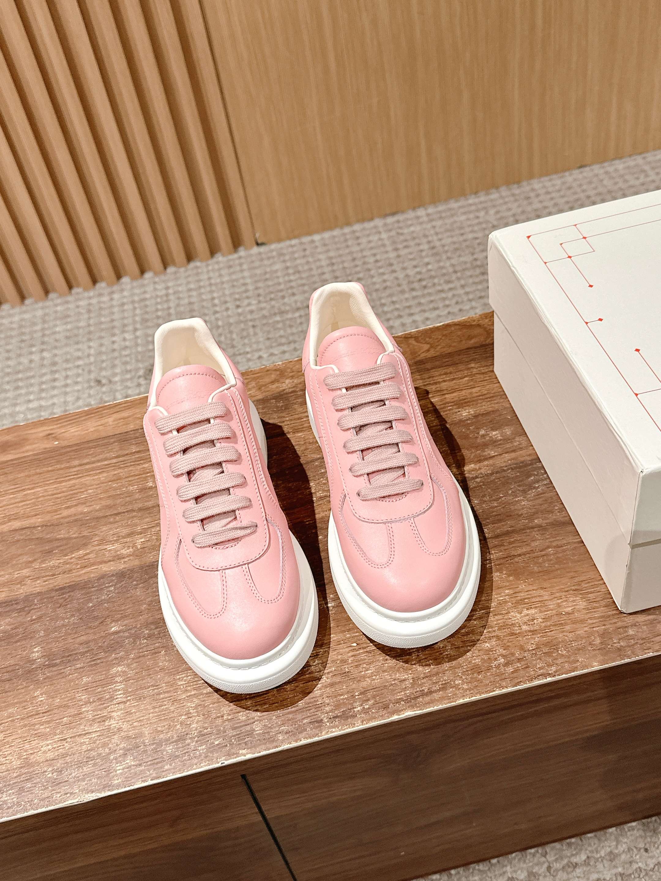 1:1 Replica Alexander Mc Queen Women's Shoes code only 𝐀𝐥𝐞𝐱𝐚𝐧𝐝𝐞𝐫 𝐌𝐜𝐐𝐮𝐞𝐞𝐧# — AAA Quality Replica