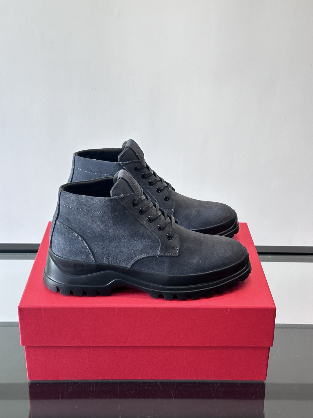 1:1 Replica Ferragamo shoe — Premium Replica