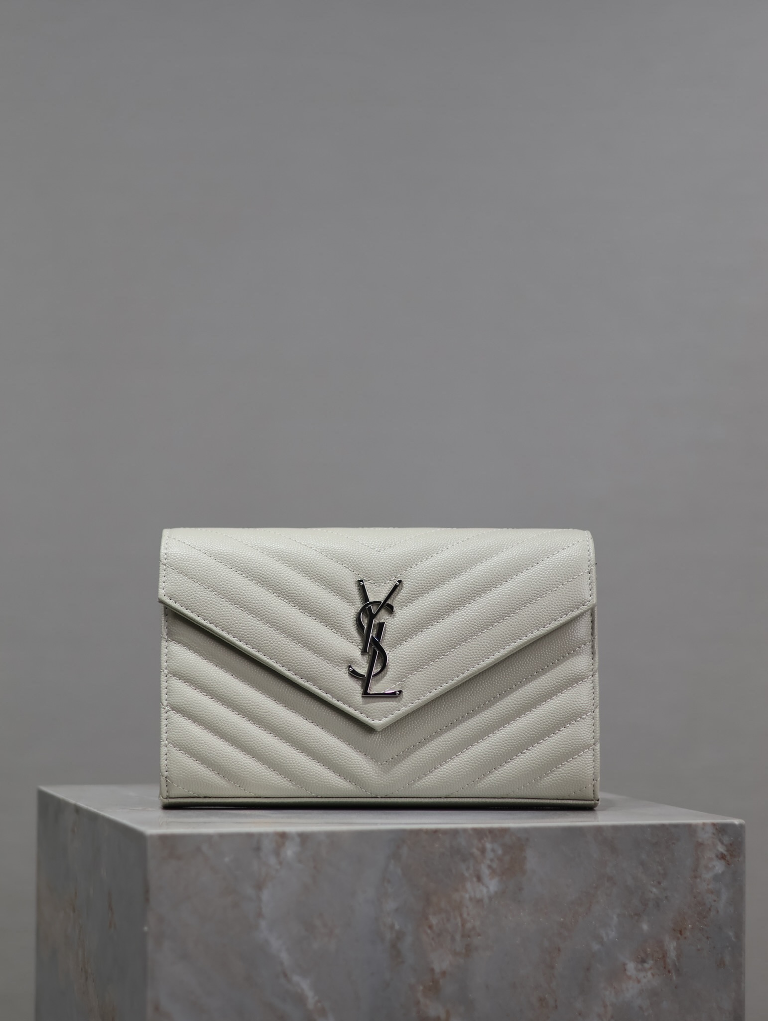 1:1 Replica YSL bag White — Premium Replica