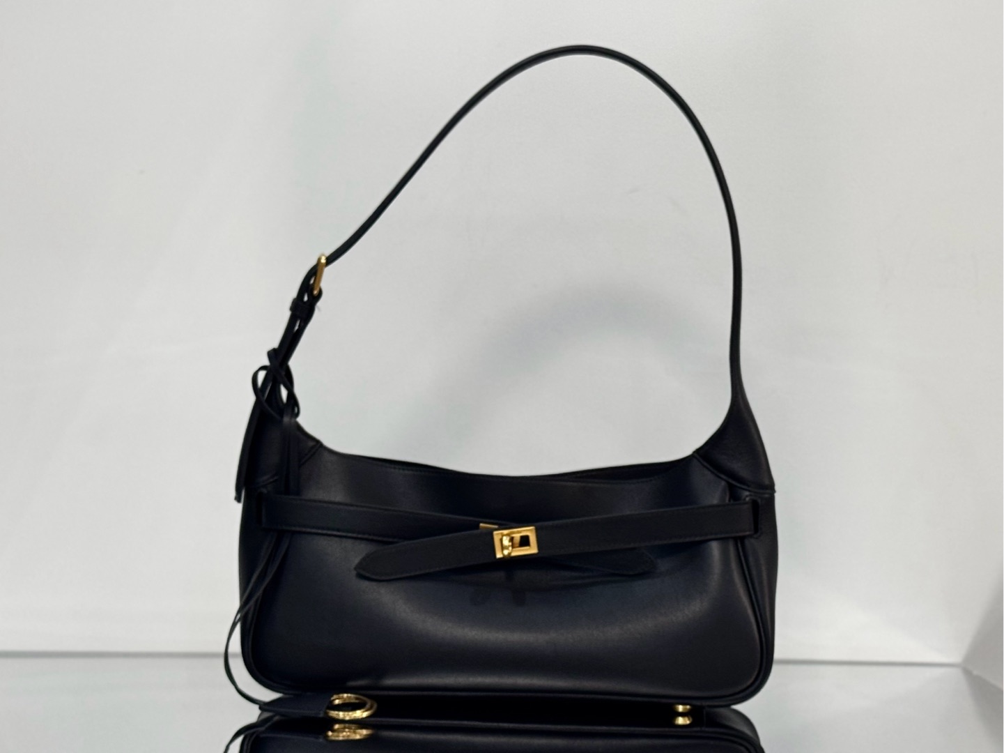 1:1 Replica Balenciaga bag BAL — AAA Quality Replica