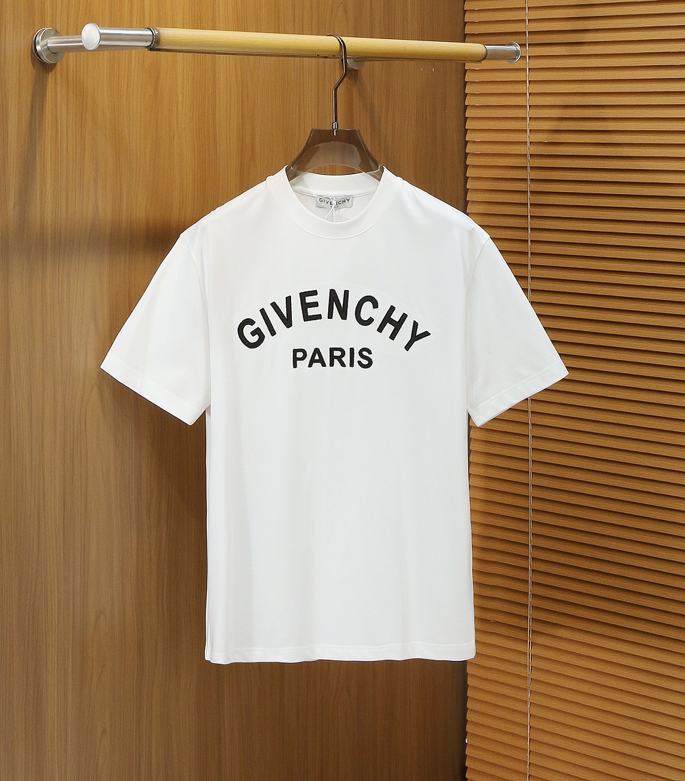 1:1 Replica GVC men T logo — Premium Replica
