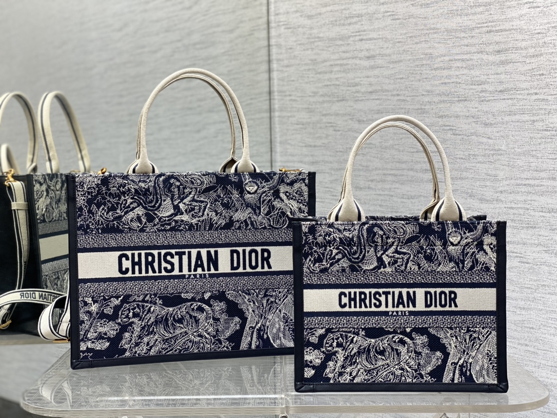 1:1 Replica Dior bag 𝐜𝐦 𝐕𝐬 𝟑𝟔𝐜𝐦 — AAA Quality Replica