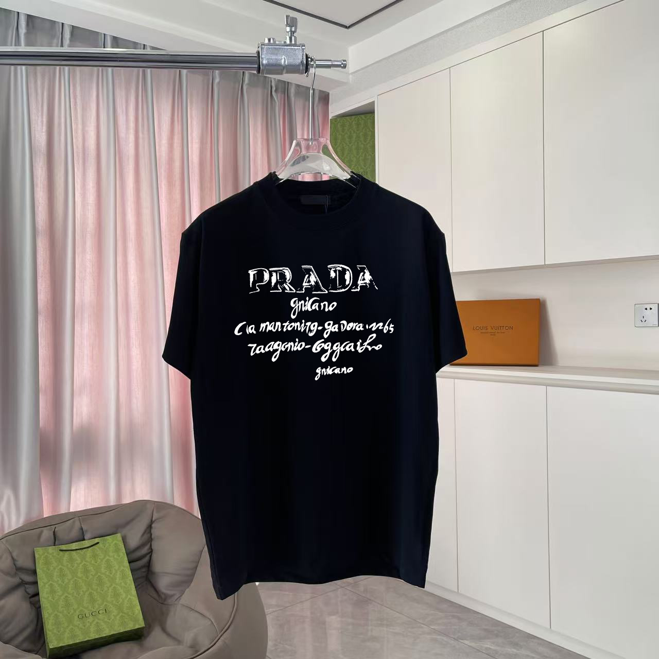 1:1 Replica Prada men — AAA Quality Replica