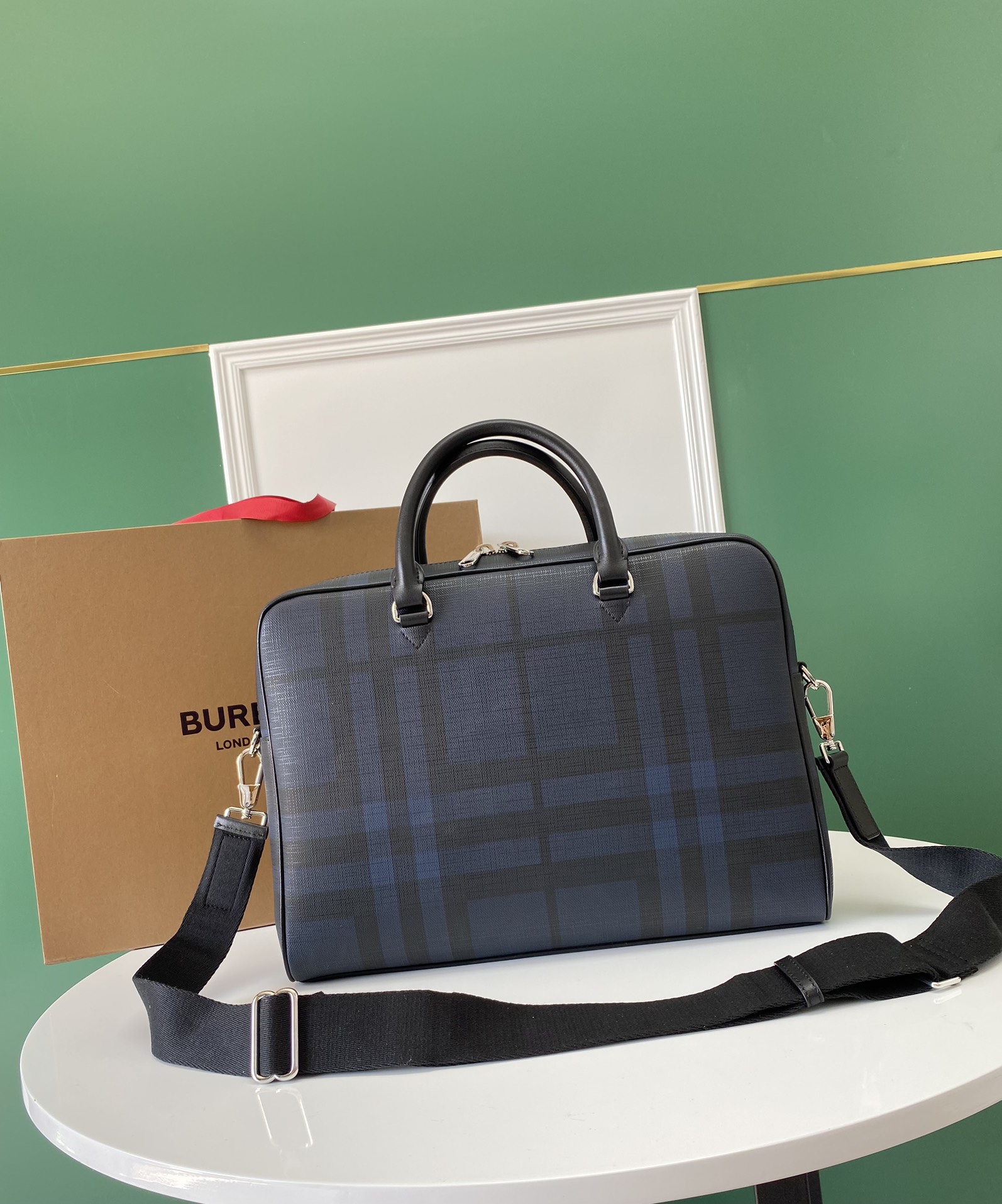 1:1 Replica Briefcase B London — 1:1 Replica