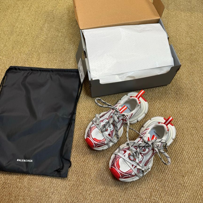 1:1 Replica A Balenciaga 3 XL — Premium Replica