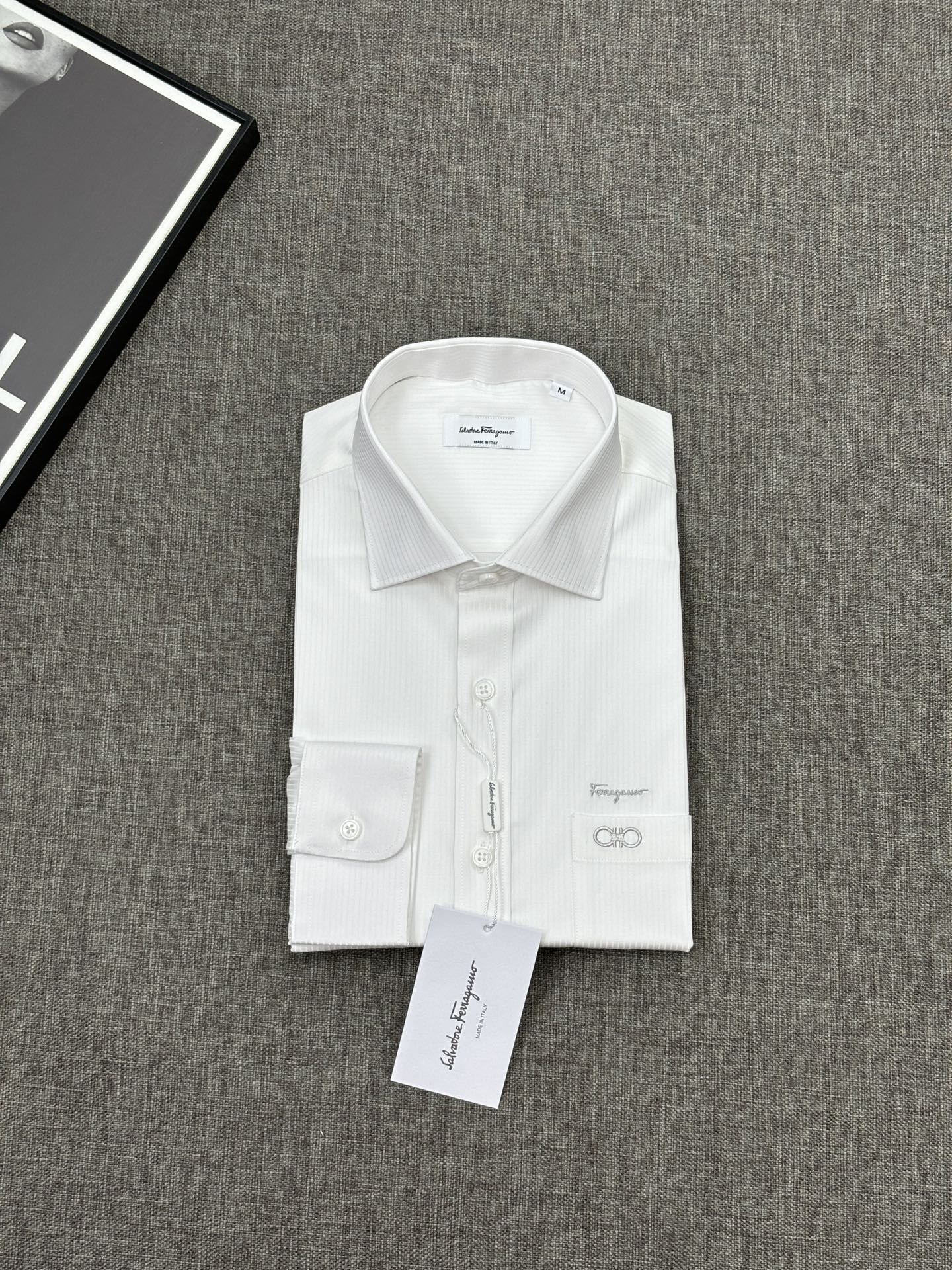 1:1 Replica Ferragamo men Silver 3 — Premium Replica