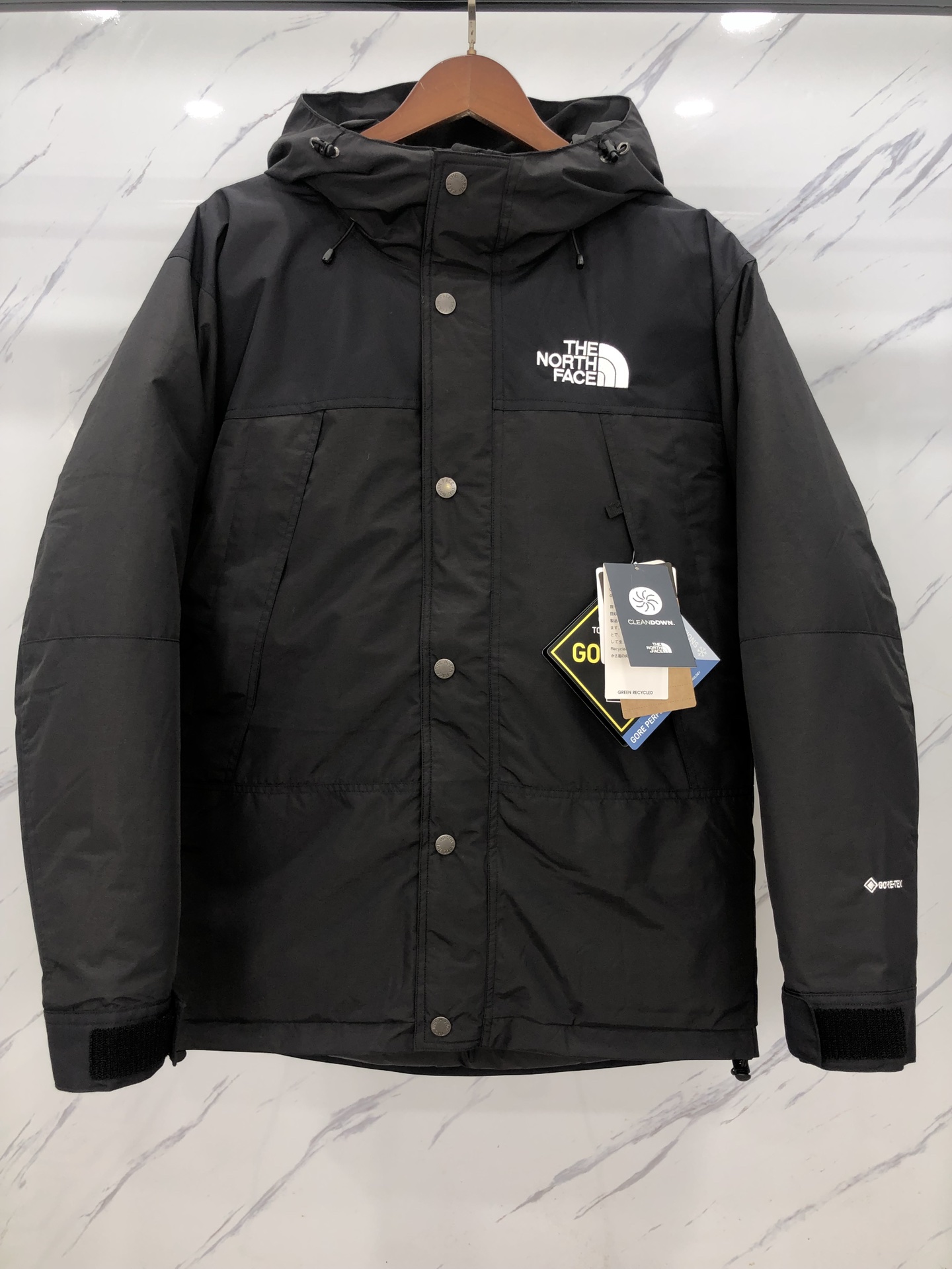 1:1 Replica The North Face Down Jackets 𝗧𝗵𝗲 𝗡𝗼𝗿𝘁𝗵 𝗙𝗮𝗰𝗲｜ 1990 Mountain — 1:1 Replica