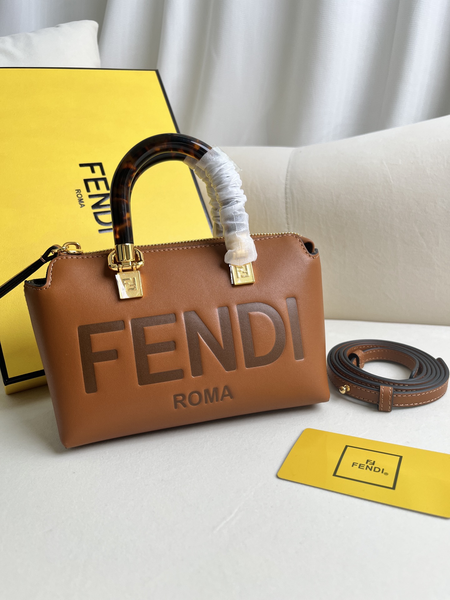 1:1 Replica Fendi bag Premium — AAA Quality Replica