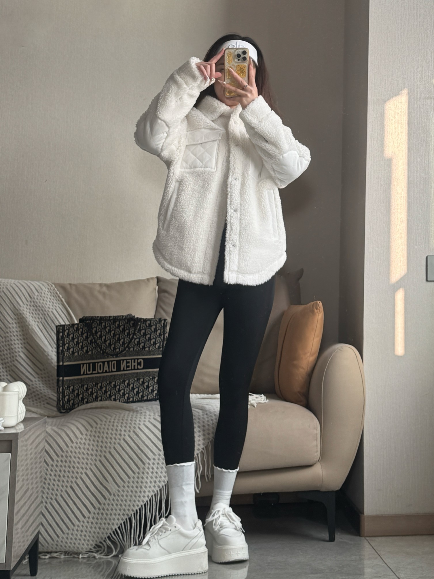 1:1 Replica Alo Jacket White — 1:1 Replica