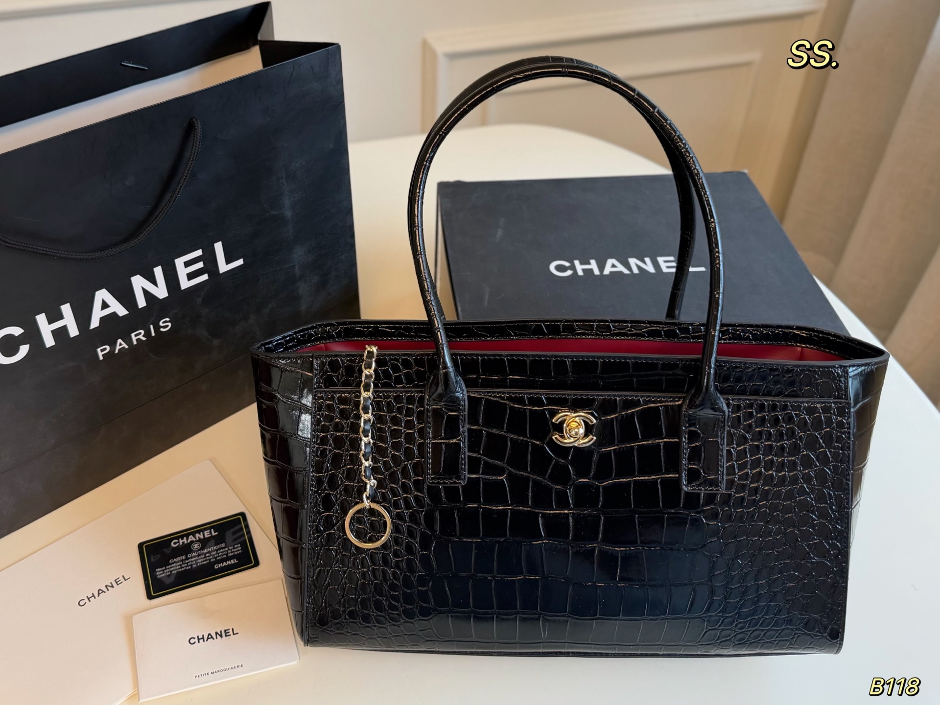 1:1 Replica Chanel bag folding box) — Premium Replica — photo 2