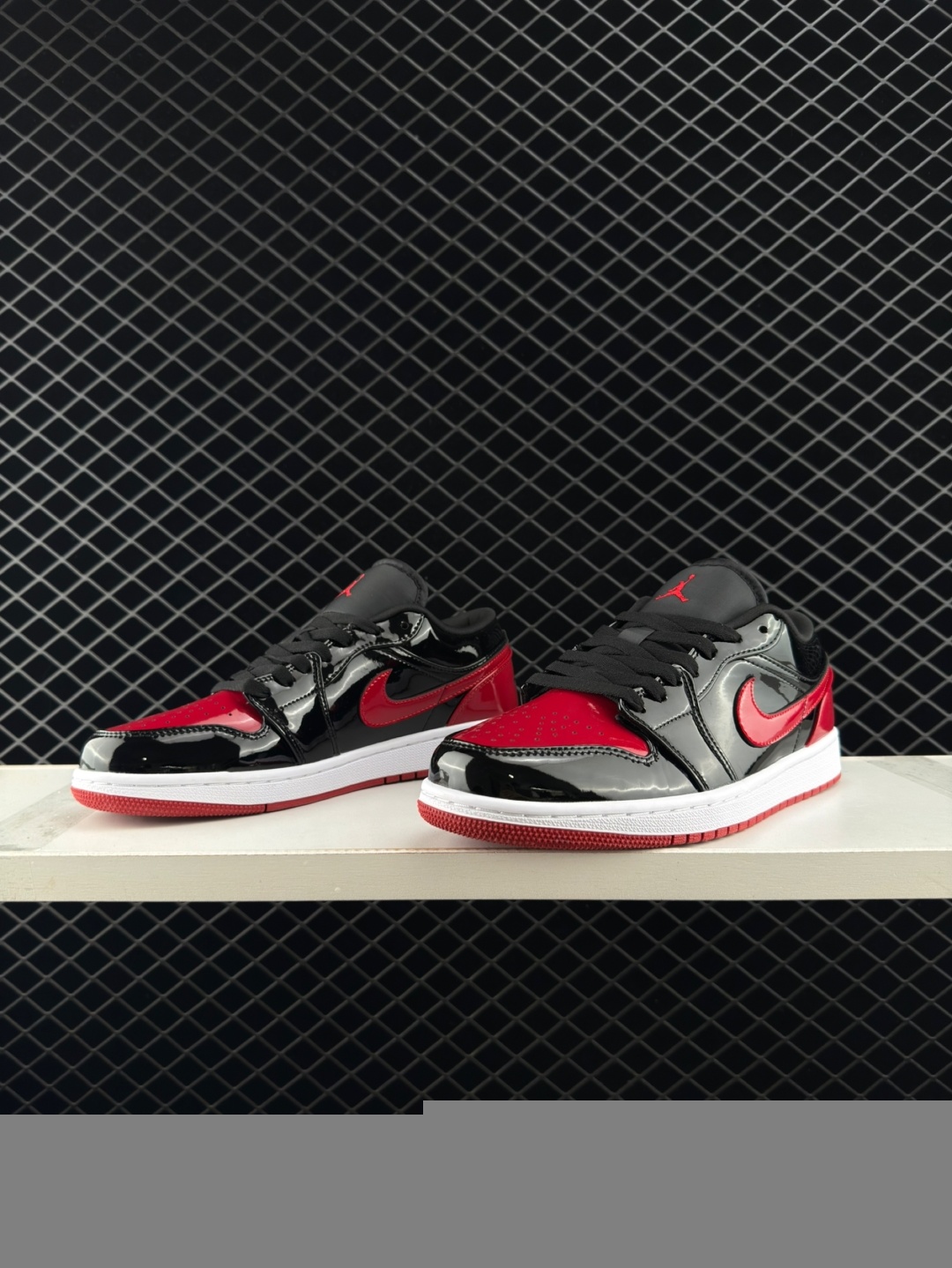 1:1 Replica Nike Air Jordan 1 Retro High replica