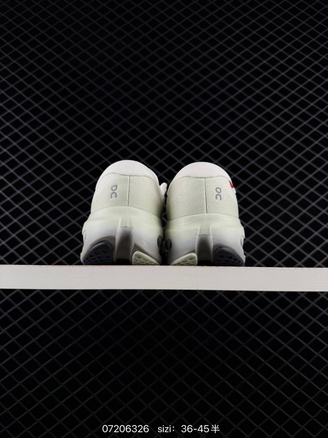1:1 Replica (On Running) Cloudtitl ‌ Cloudtilt — AAA Quality Replica