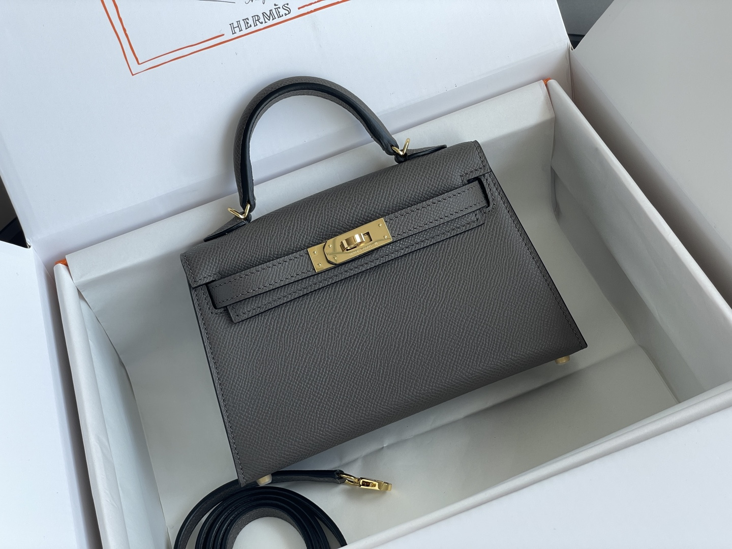 1:1 Replica Hermes bag 𝗠𝗶𝗻𝗶 𝗸𝗲𝗹𝗹𝘆 second generation — 1:1 Replica For Sale