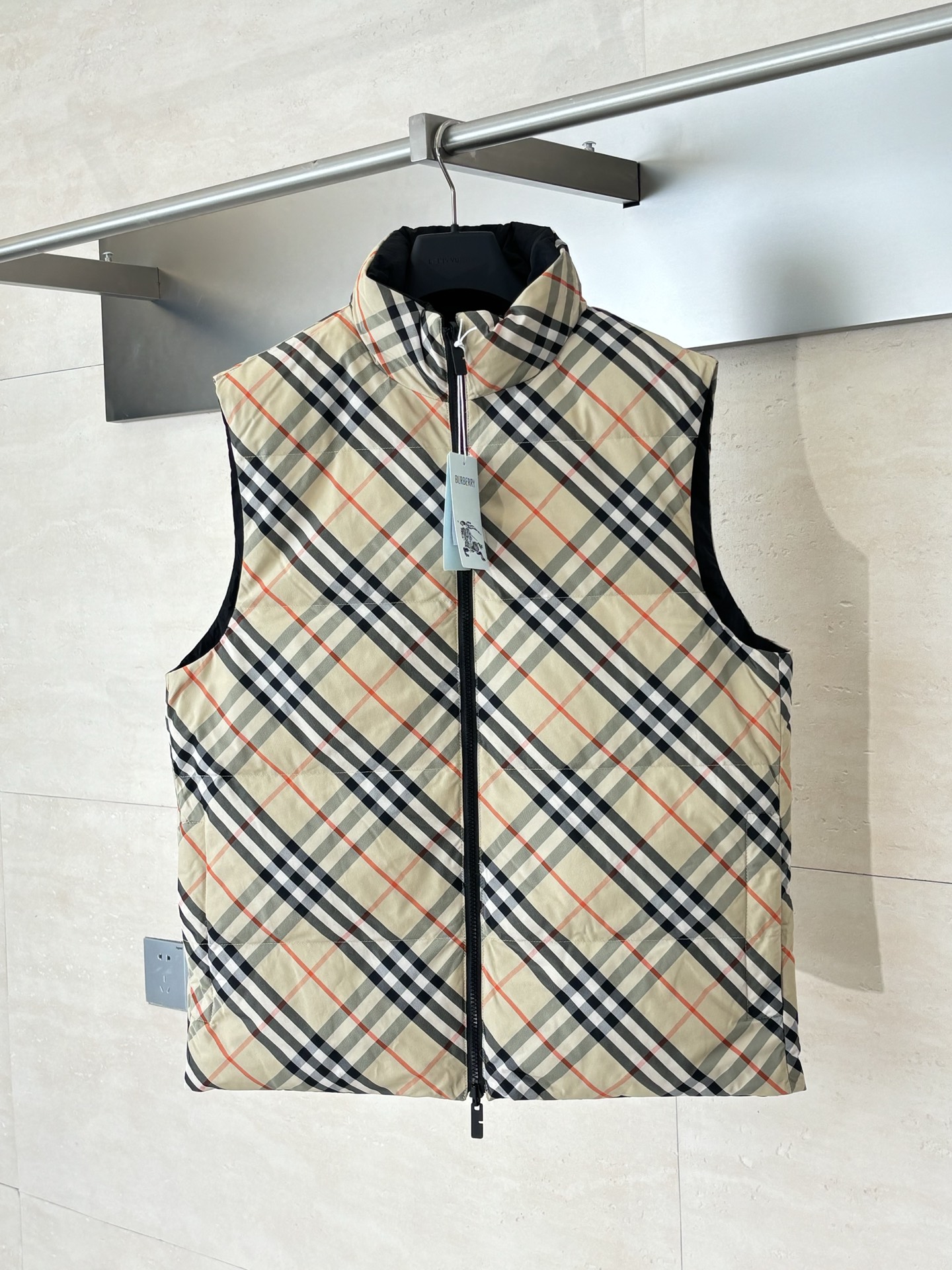 1:1 Replica Burberry men — Premium Replica