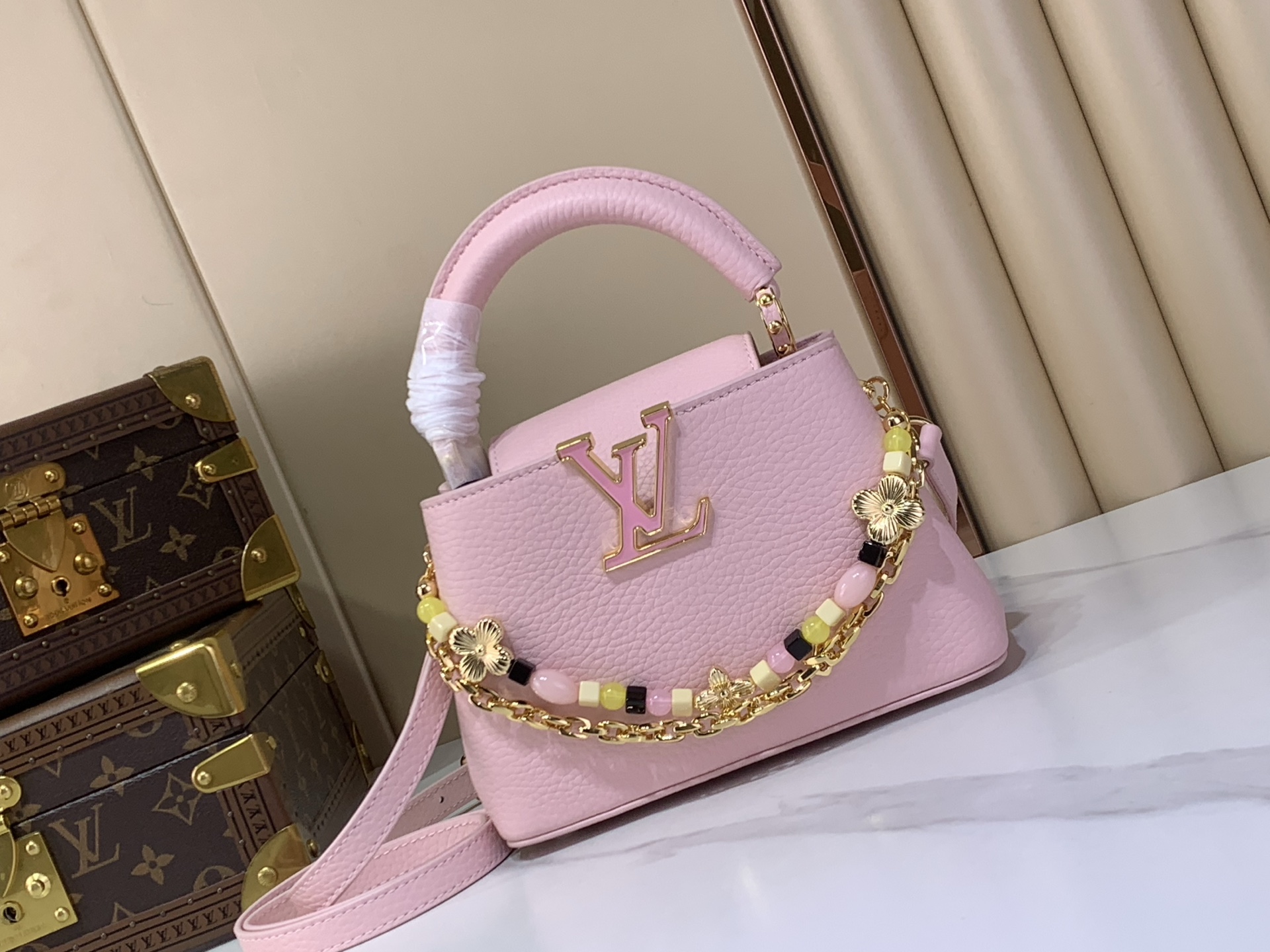 1:1 Replica LV bag CAPUCINES m29500 — 1:1 Replica