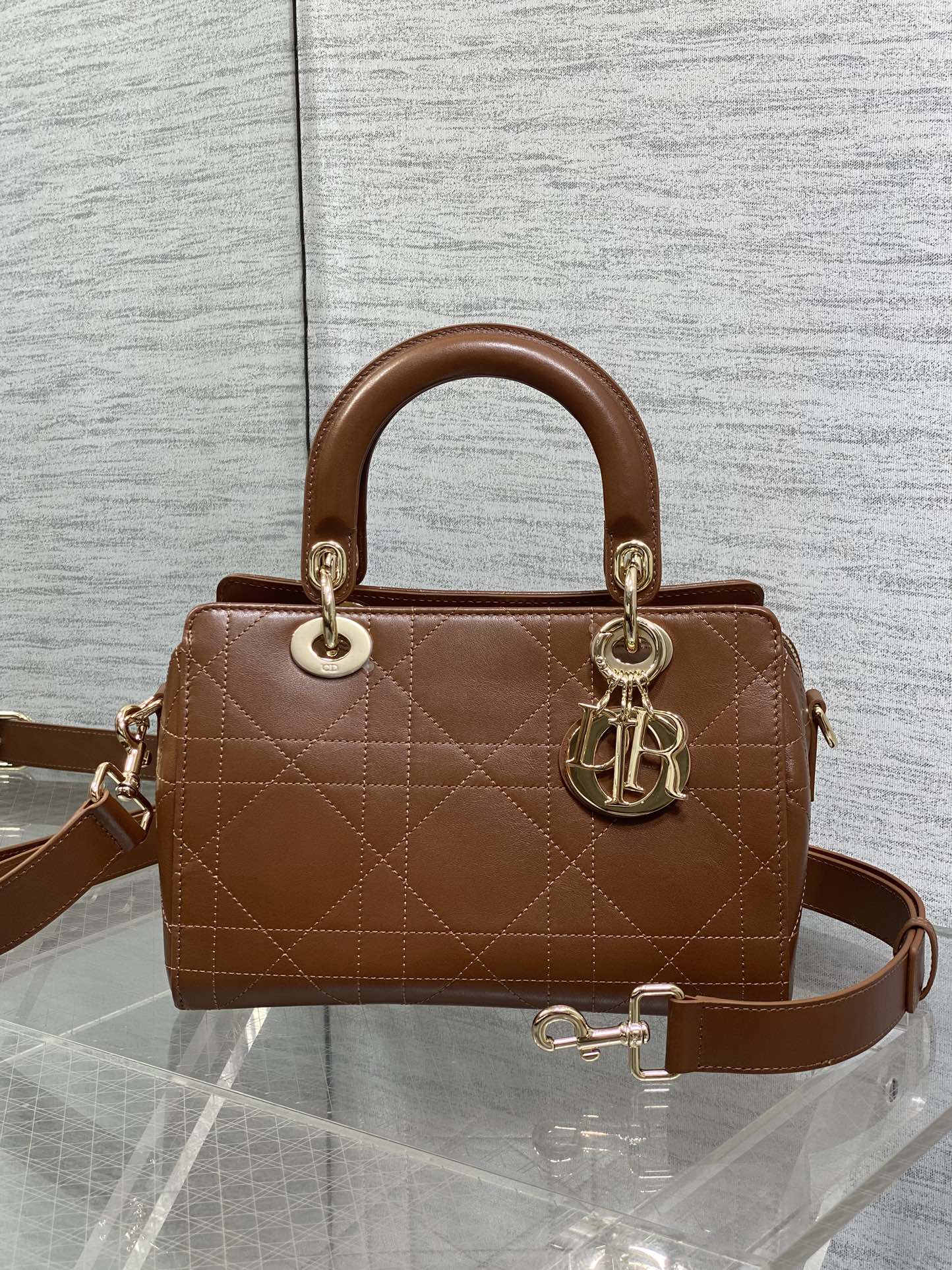 1:1 Replica Dior bag Top quality original order with complete packaging — AAA Quality Replica