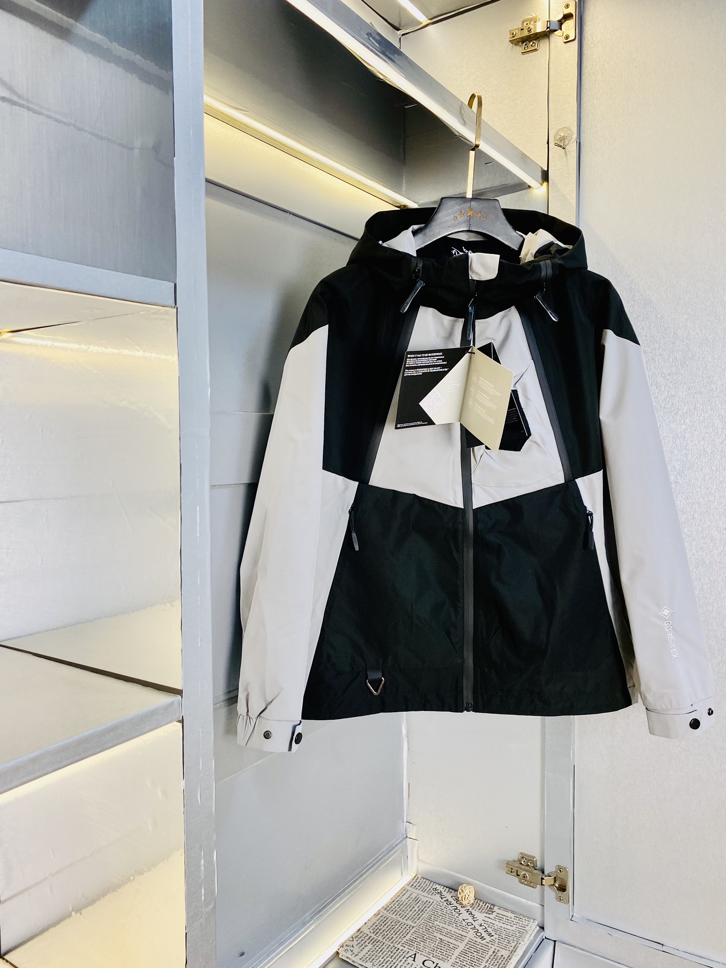 1:1 Replica Loewe men LOEWE T — AAA Quality Replica