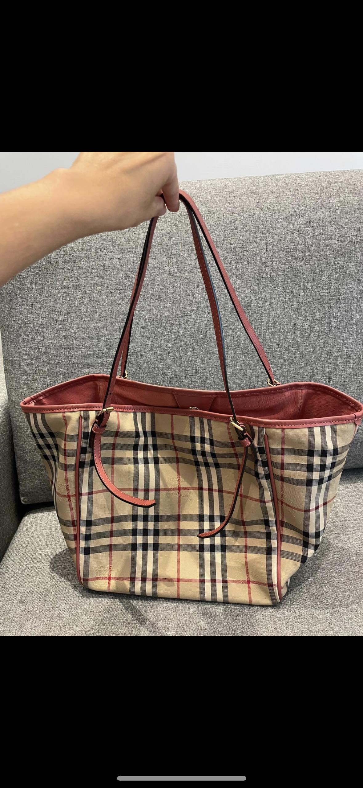 1:1 Replica Burberry bag pink — AAA Quality Replica