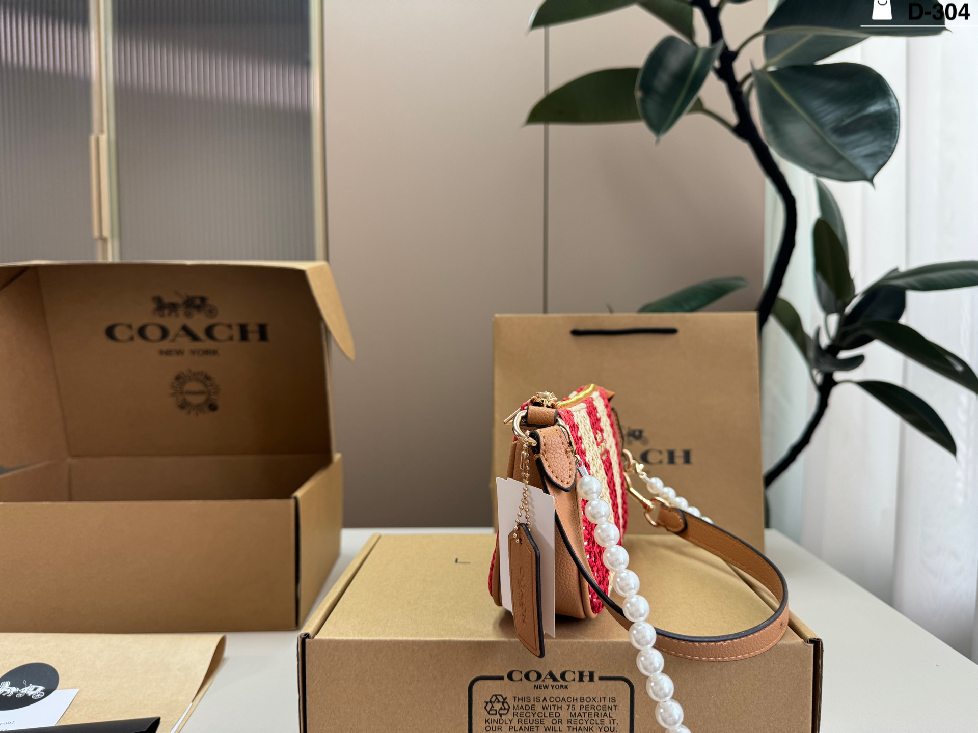 1:1 Replica COACH bag With pearls — Premium Replica