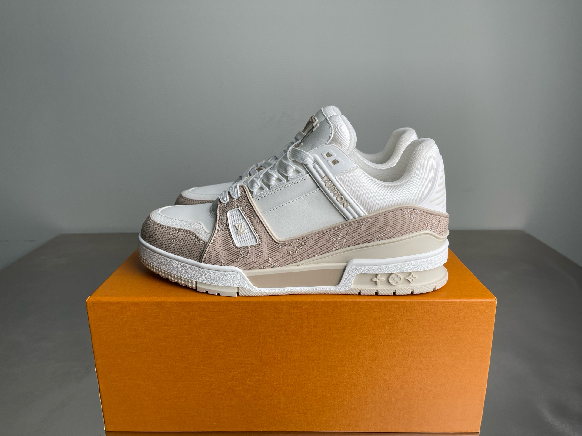 1:1 Replica Louis Vuitton shoe Top — 1:1 Replica