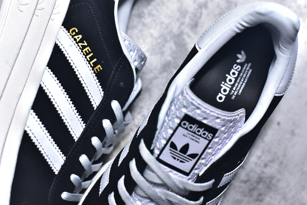 1:1 Replica Adidas Original Samba OG — AAA Quality Replica
