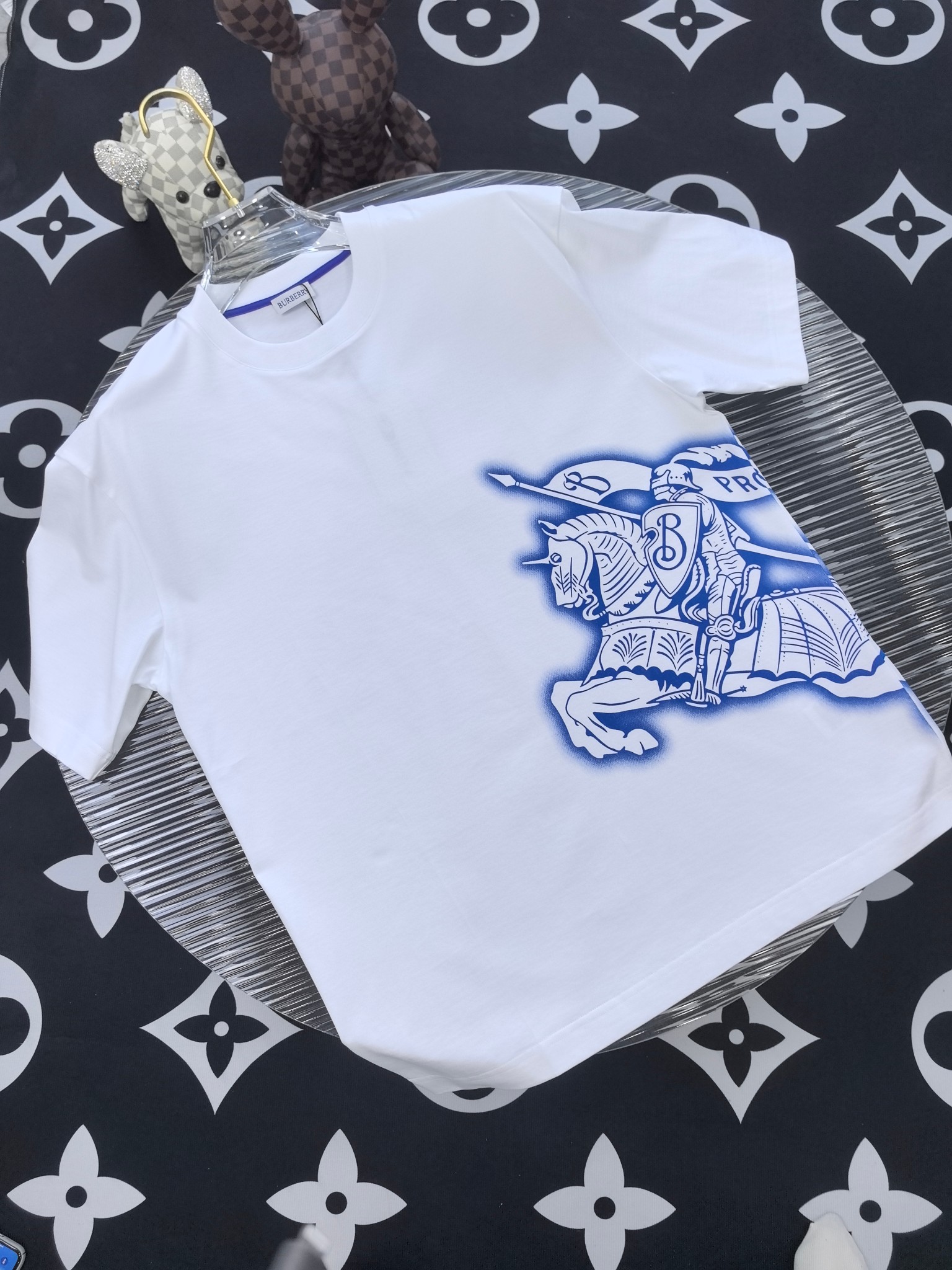 1:1 Replica Burberry men T logo — AAA Quality Replica