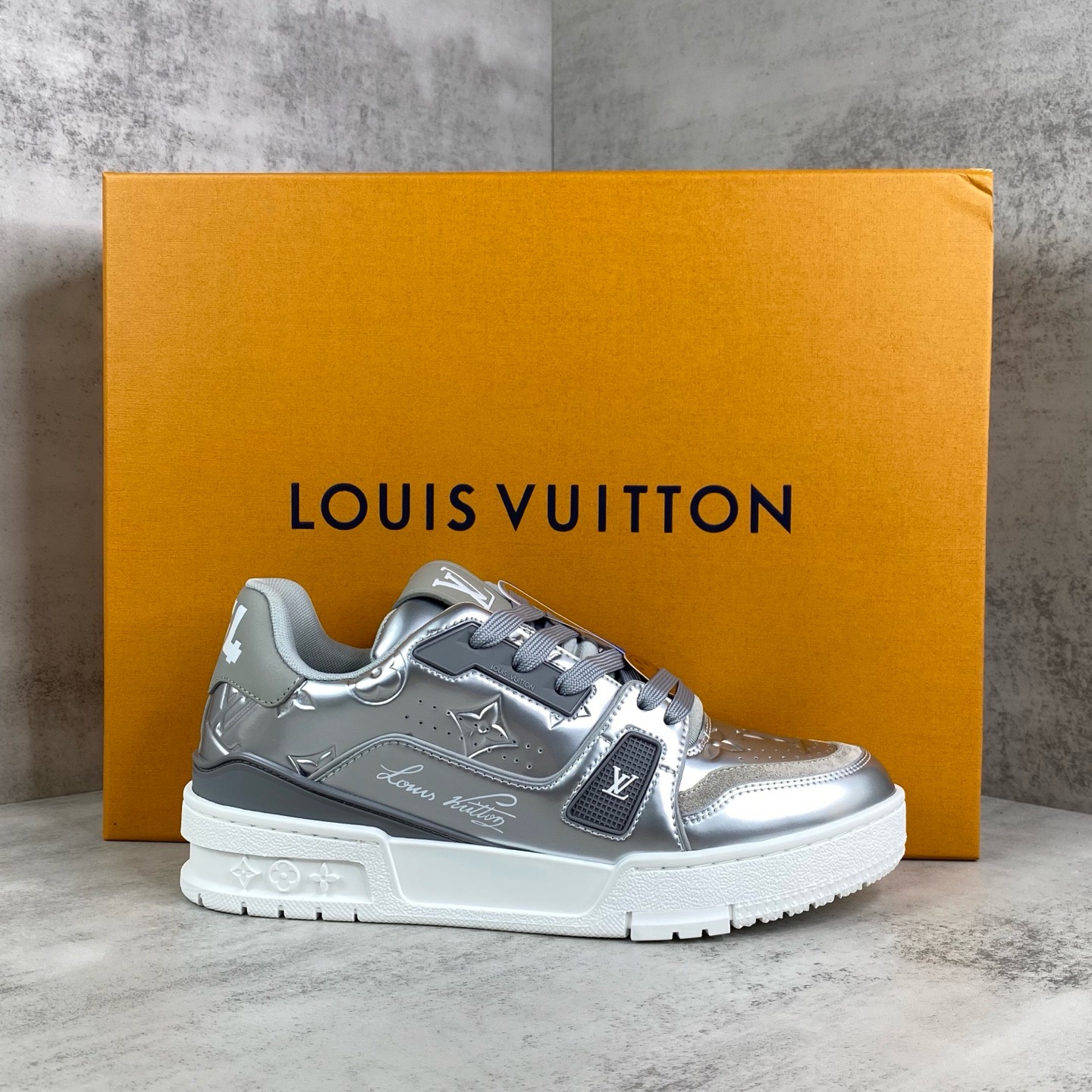 1:1 Replica Louis Vuitton shoe Top — AAA Quality Replica