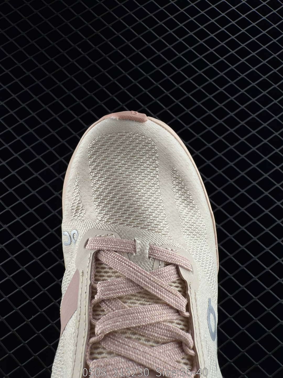 1:1 Replica On Running Cloudsurfer Next On — 1:1 Replica