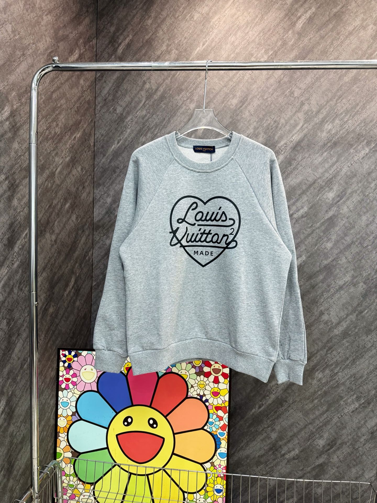 1:1 Replica LV men Style number: Y130 — AAA Quality Replica