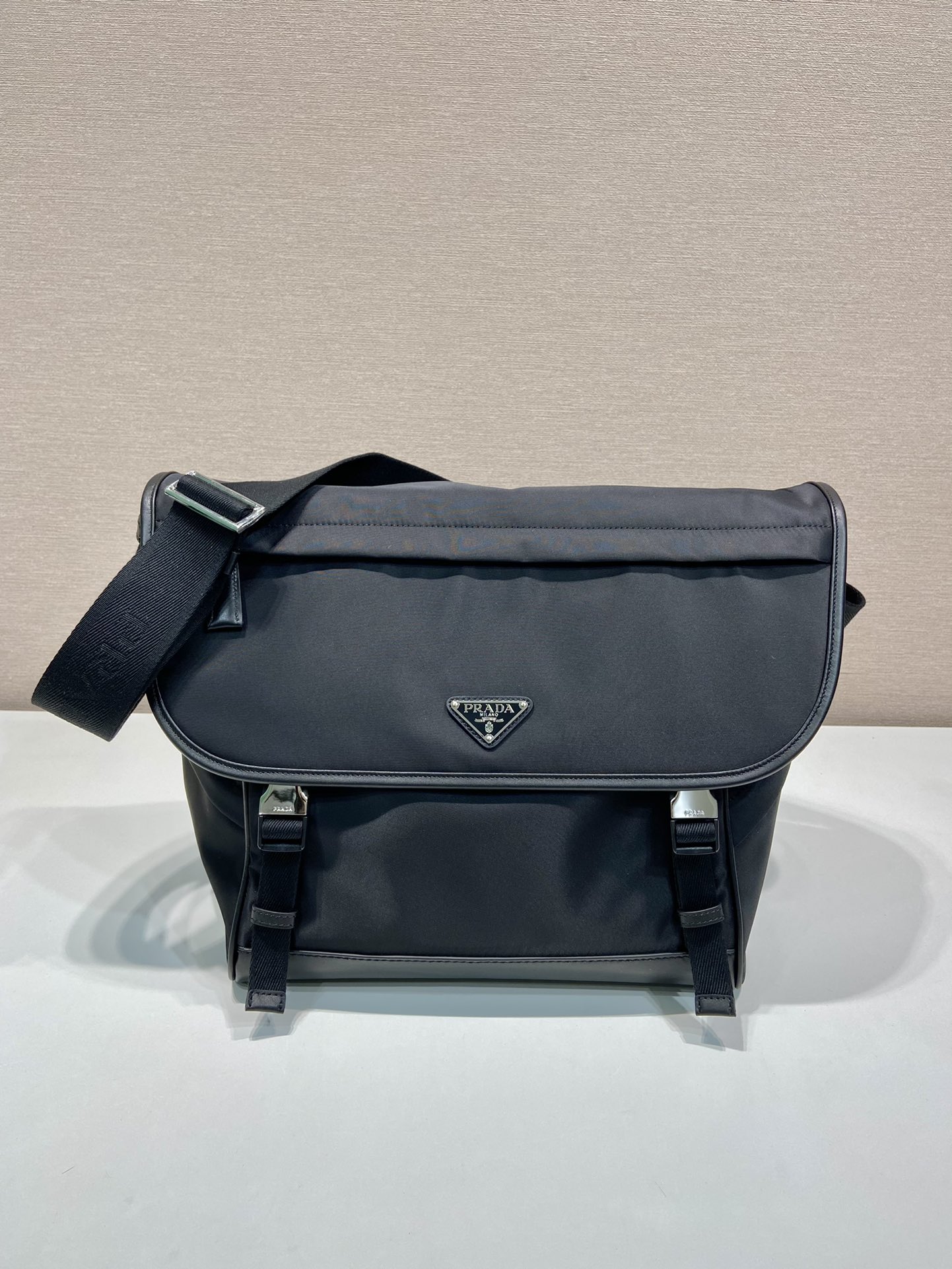1:1 Replica PRADA bag 2 VD052 A — 1:1 Replica