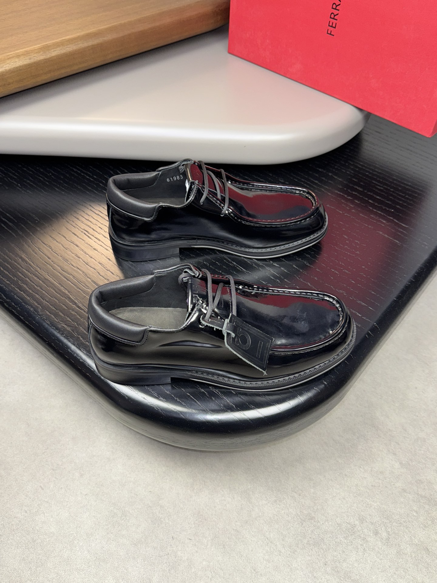 1:1 Replica Ferragamo shoe — AAA Quality Replica