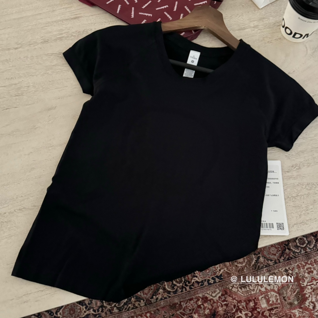 1:1 Replica LV men Lululemon Swiftly Tech T — AAA Quality Replica