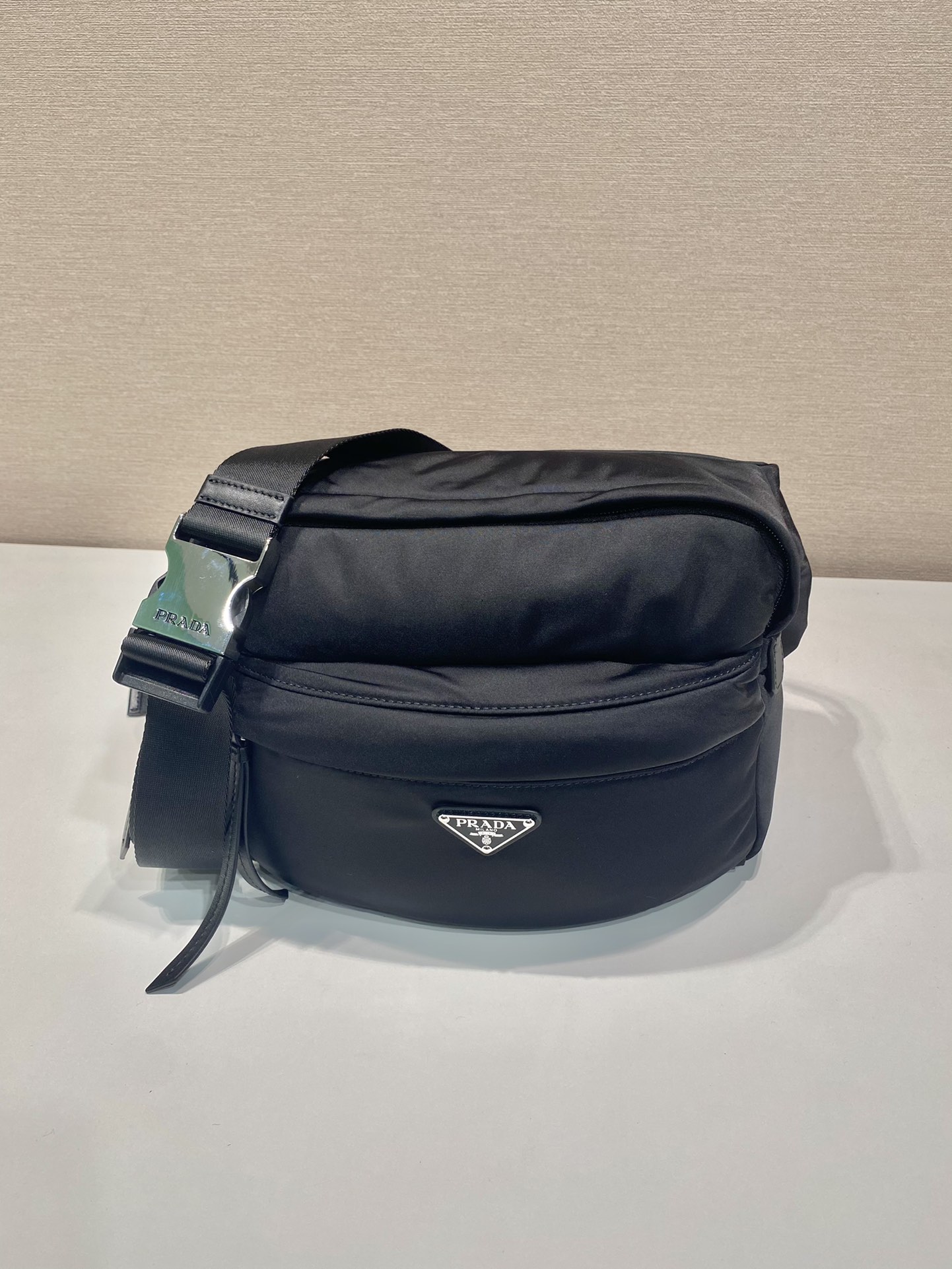 1:1 Replica PRADA bag 2 VH038 B — AAA Quality Replica