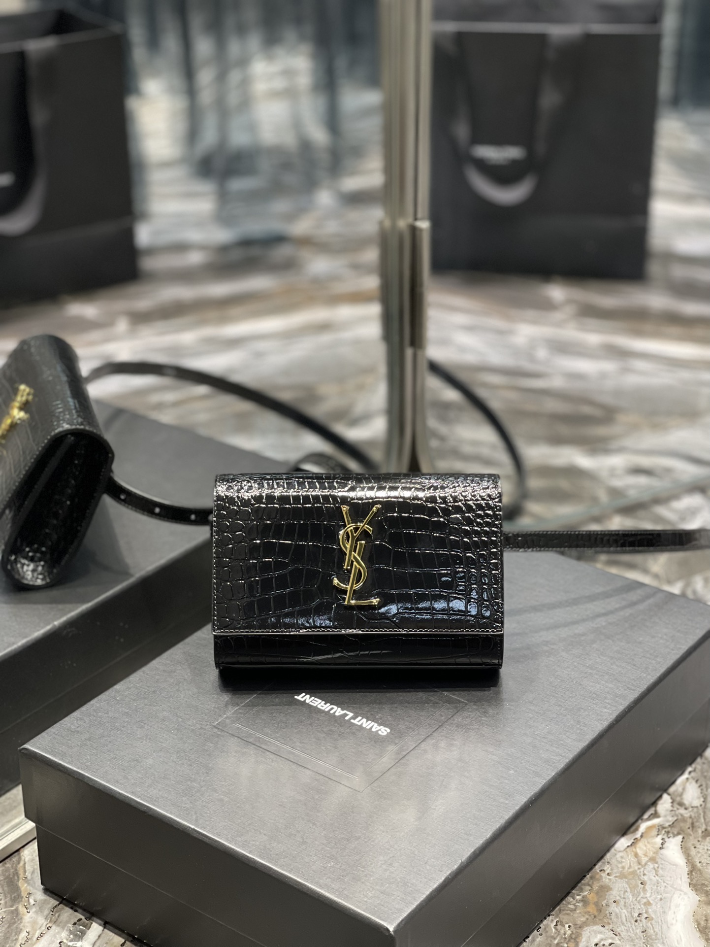 1:1 Replica YSL bag 𝙆𝙖𝙩𝙚_crocodile pattern waist bag — AAA Quality Replica
