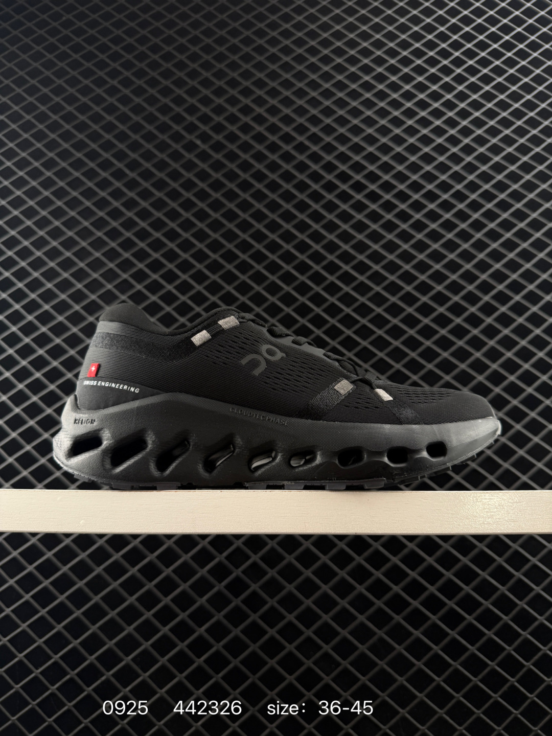 1:1 Replica On Running Cloudsurfer 2 On Cloudsurfer Cloud Tec Phase — AAA Quality Replica