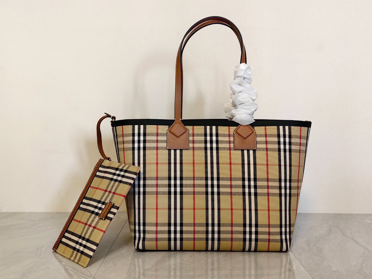 1:1 Replica Burberry bag B Burb — AAA Quality Replica
