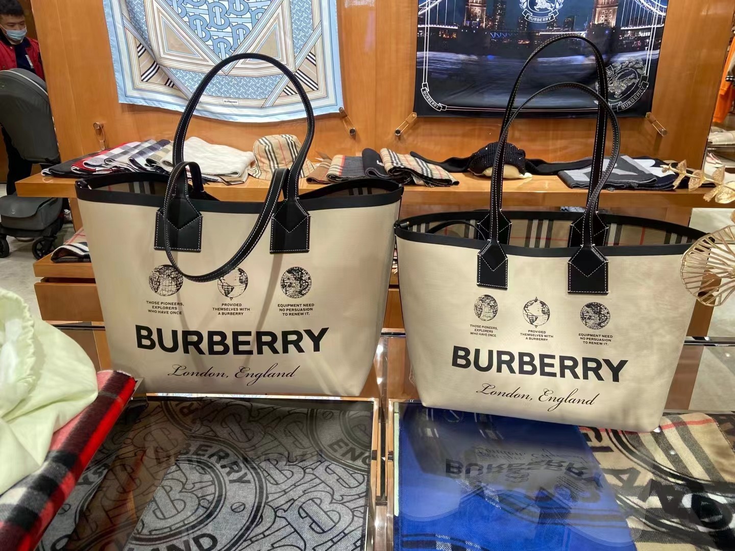 1:1 Replica Burberry bag contrast — Premium Replica
