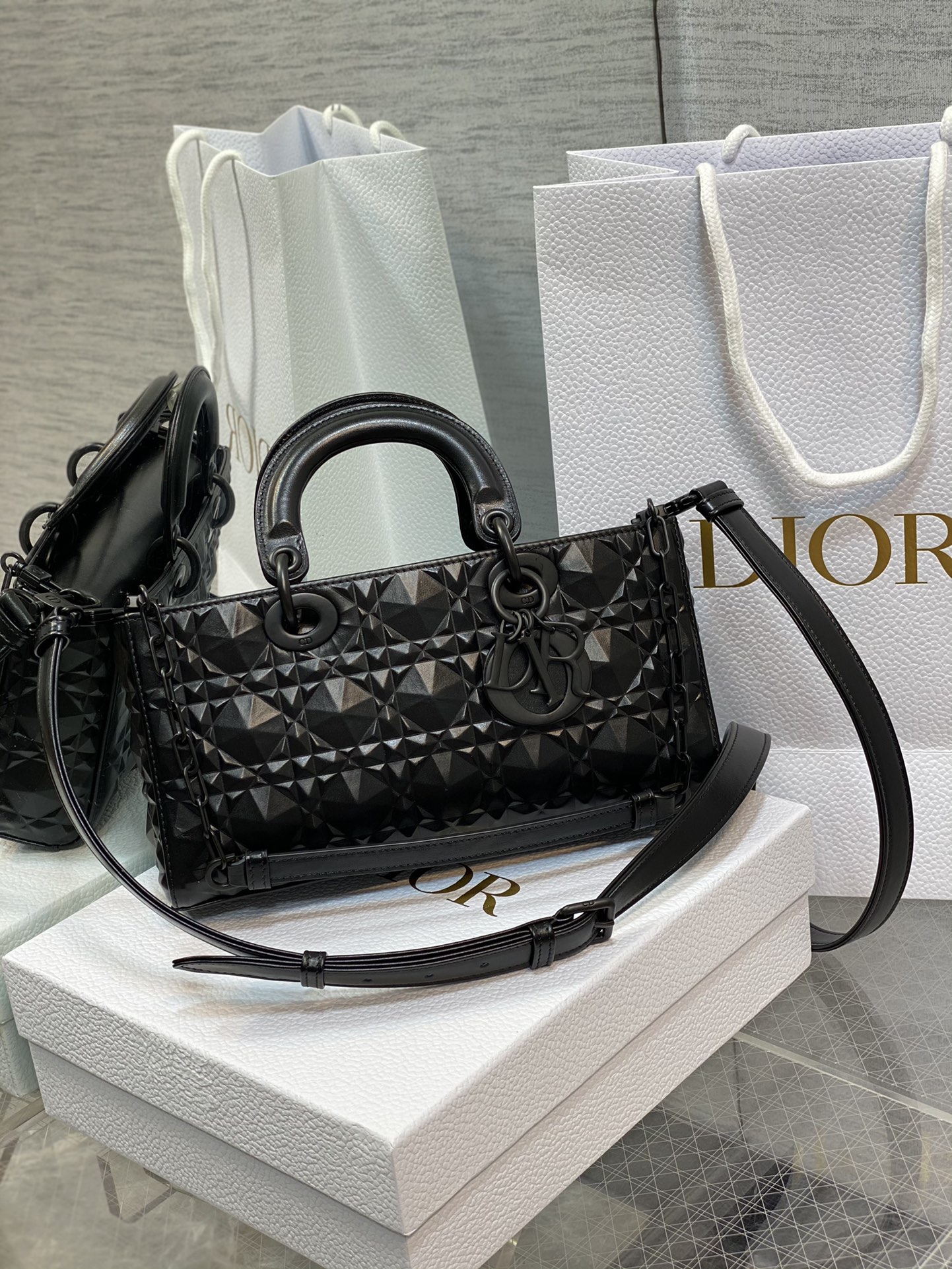 1:1 Replica Dior bag 𝐋𝐚𝐝𝐲 Horizontal version latest diamond pattern — Premium Replica